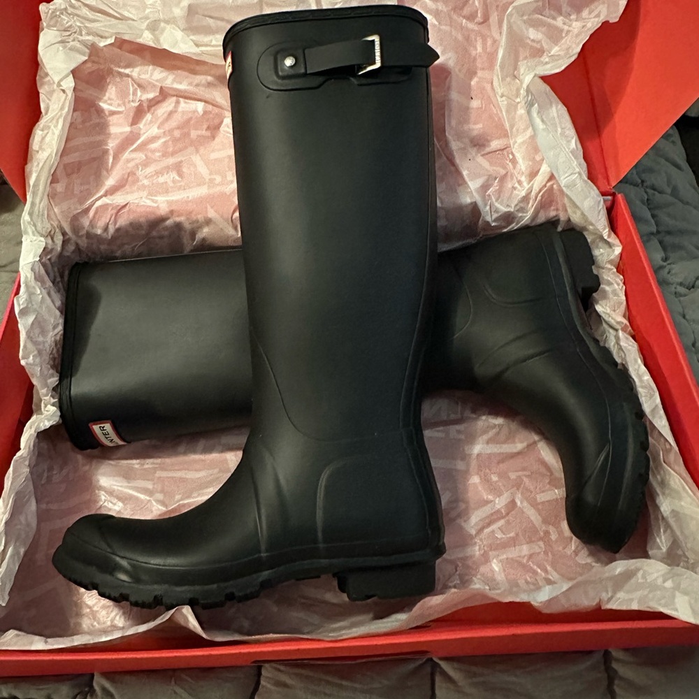 Hunter Women’s Classic Tall Black Boots